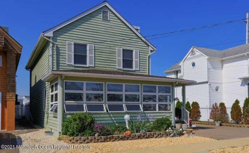 115 President Ave, Lavallette, NJ 08735-2153