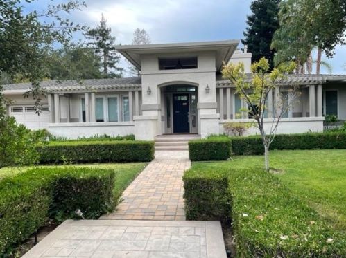 632 Hollingsworth Dr, Los Altos, CA 94022-2359
