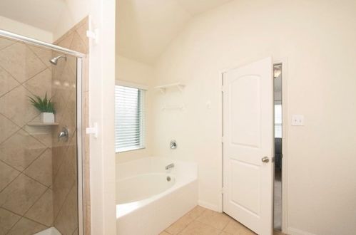 19617 James Mnr St, Webberville TX 78653 exterior