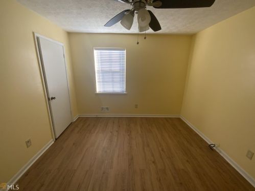 3535 Rex Rd, Rex GA 30273-1429 exterior