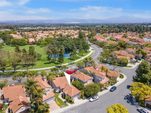 31 Del Perlatto, Irvine CA  92614-5359 exterior