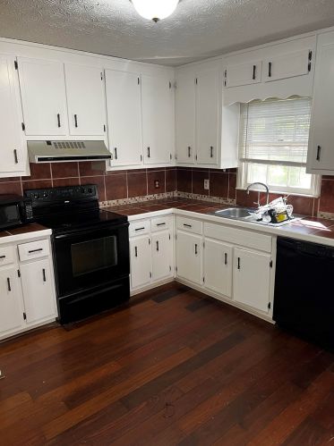 2819 Bay Leaf Dr, Conyers GA  30094-2705 exterior