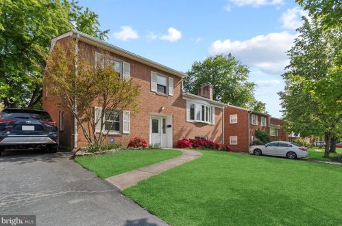6408 24th St, Arlington, VA 22207-1016
