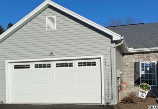 147 Lehman Dr, Carlisle, PA 17013-8564