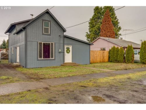 213 Alder St, Grand Island, OR 97114-9765