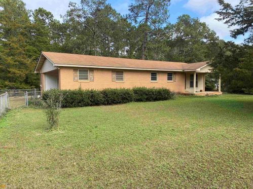 1411 Sutton Cir, Tifton, GA 31794-9597