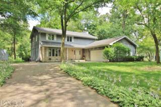 13521 Oak Hill Rd, Bloomington, IL 61705-6951