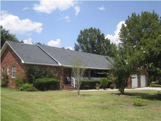 910 Knee Pines Ct, Ladson, SC 29456-3113