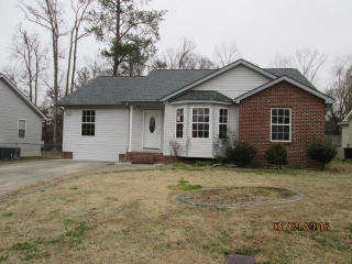 1558 Cora Dr, Chattanooga, TN 37412-2265