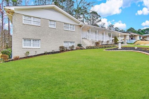3107 Cherry Blossom Ln, Atlanta GA  30344-3921 exterior