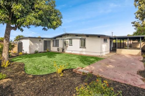 16374 Mc Gill St, Covina, CA 91722-3310