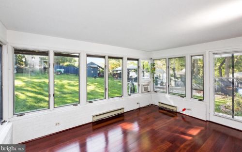 2009 Forest Hill Dr, Silver Spring MD 20903-1532 exterior