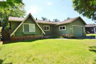 975 Kolln St, Pleasanton, CA 94566-5624
