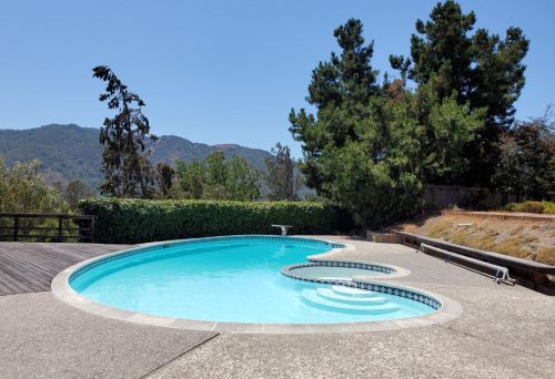 166 El Caminito Rd, Tassajara Hot Springs, CA 93924-9631