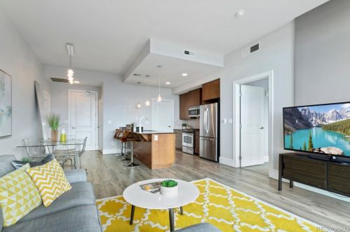 2001 Lincoln St, Denver CO  80202-3802 exterior