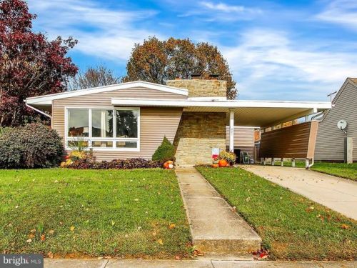 221 Diller Rd, Hanover PA  17331-4805 exterior