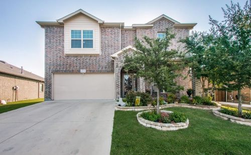 2733 Albatross Ln, Fort Worth, TX 76177-2126