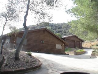 17085 Skyline Truck Trl, Jamul, CA 91935-3632