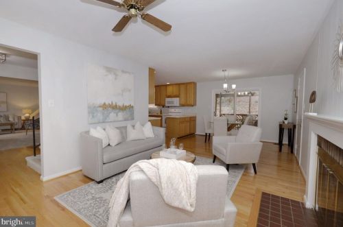 7099 Game Lord Dr, Springfield VA  22153-1312 exterior