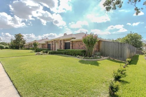 3109 Glenview, Carrollton TX  75007-2715 exterior