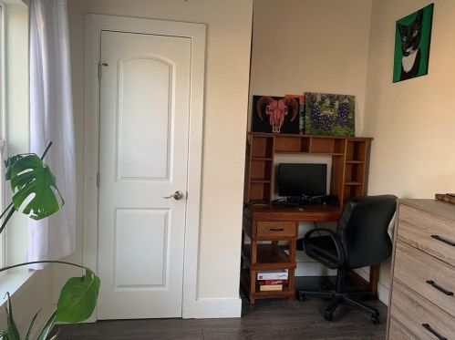 6311 Felix Ave, Austin TX  78741-2402 exterior