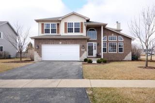 422 Heritage Ln, Little Rock, IL 60545-3010
