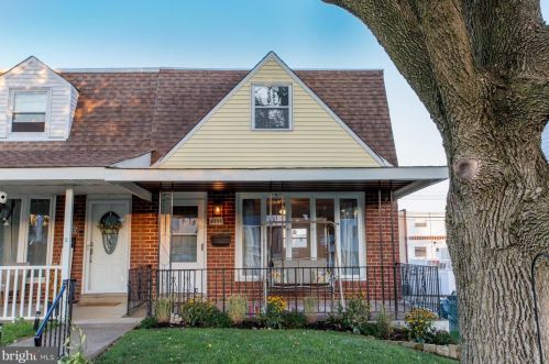 9333 Lansford St, Philadelphia, PA 19114-3616