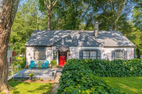 3037 Lake Ave, Atlanta, GA 30354-1005