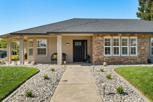 3113 Vicksburg Ct, Chico, CA 95973-5836