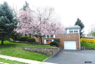 2466 Auburn Rd, York, PA 17402-3601