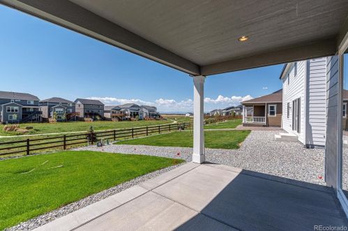 27820 10th Dr, Aurora CO 80018 exterior