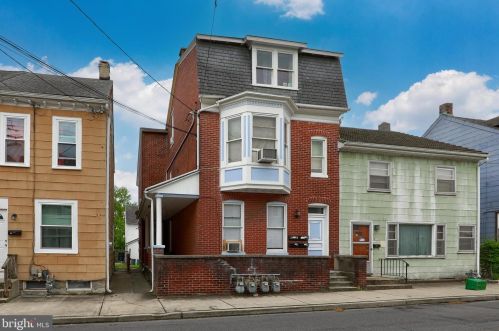 654 College Ave, York, PA 17401-3981