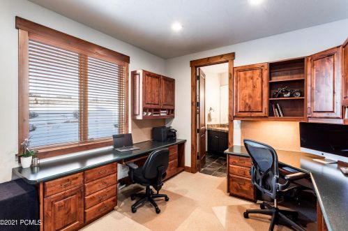 6050 Mtn Rnch Dr, Park City UT 84098-6177 exterior