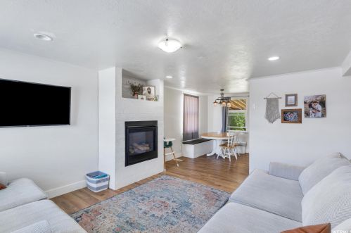 73 Roosevelt Ave, Highland, UT 84003-2248
