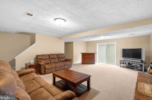 2845 Gunarette Way, Silver Spring MD 20906-1863 exterior