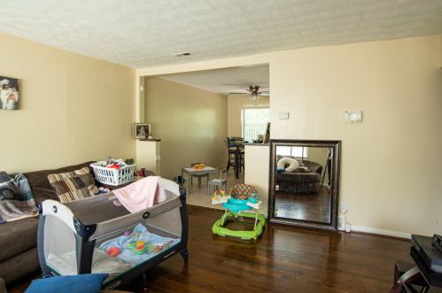 3041 Aquadale Ln, Cincinnati OH  45211-8004 exterior