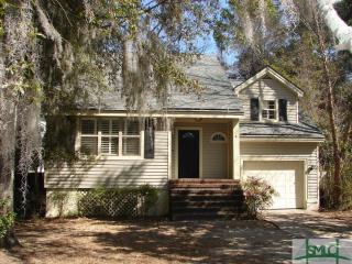 6 Oemler Ct, Savannah, GA 31410-1729