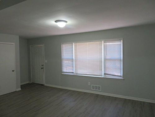 2491 Crestdale Cir, Atlanta, GA 30316-3940