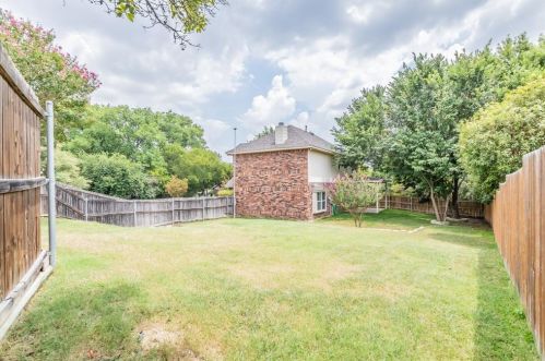 8509 Lake Country Dr, Fort Worth TX  76179-3130 exterior