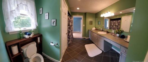 191 Maple St, Killingly CT  06239-2725 exterior