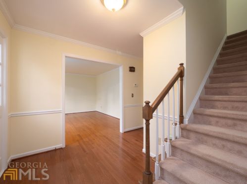 3669 Chestnut Ridge Ct, Marietta, GA 30062-5102