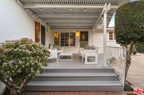 728 26th St, Santa Monica CA  90402-3150 exterior