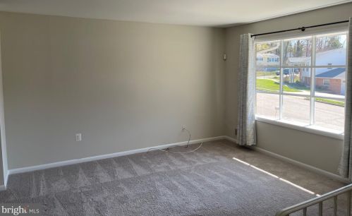 3904 Forge Dr, Woodbridge VA  22193-2214 exterior