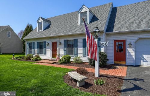 958 Lindsay Ln, Lancaster, PA 17601-6621