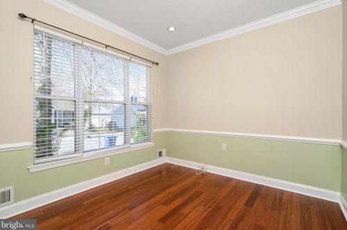 22 Honey Flower Dr, Trenton NJ  08620-9688 exterior