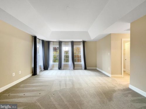 18947 Highland Park Dr, Triangle VA  22172-2067 exterior