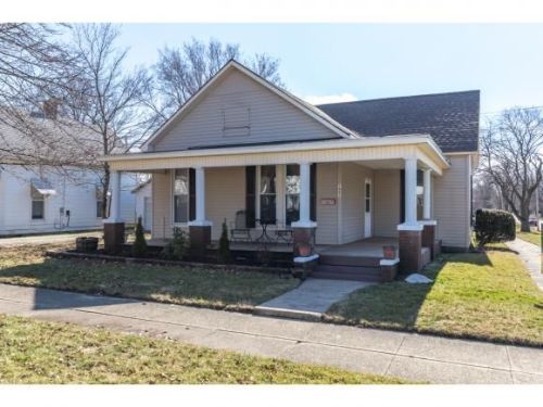 1421 Marshall Ave, Mattoon, IL 61938-5341
