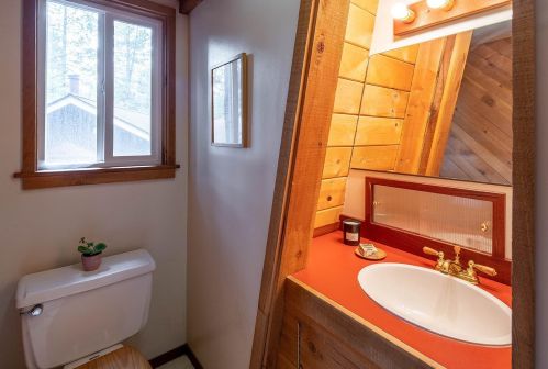 11665 Silverfir Dr, Truckee CA  96161-3207 exterior