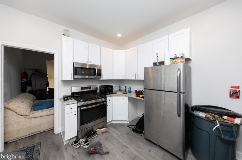 2244 16 St, Philadelphia PA 19132-4419 exterior