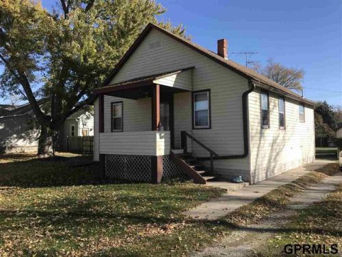 206 Spring St, Hooper, NE 68031-1410